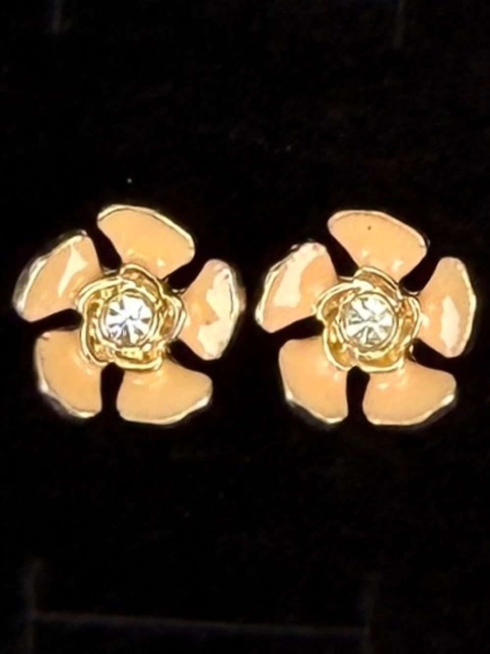 Vintage, goldtone, light peach bling, flower pierced earrings